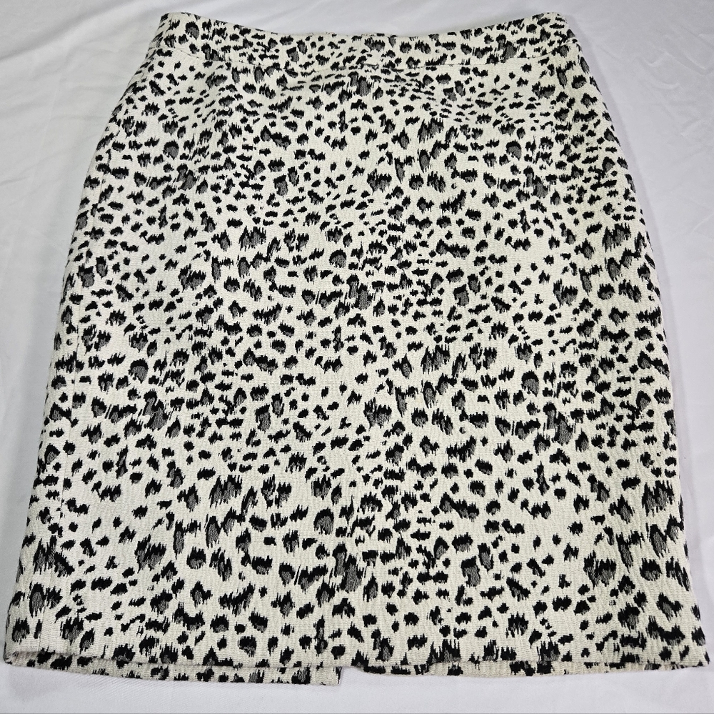 Ann Taylor Loft Soft White Leopard Black/Gray Print Pencil Skirt Size 6 Curvy